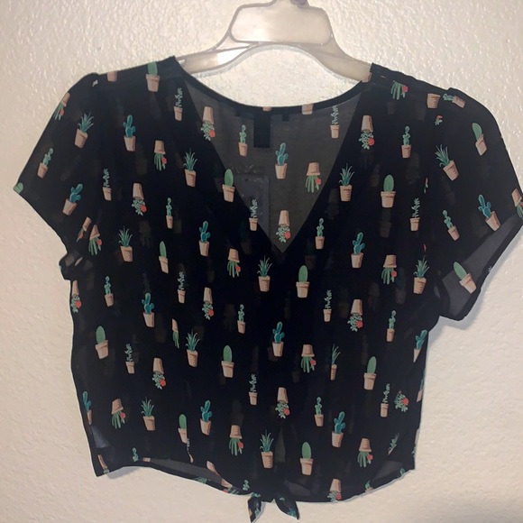 Crop top blouse - Picture 2 of 4